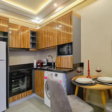 Private At Beylikduezue Nearly To E5 2 * Isztambul