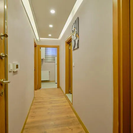 Private At Beylikduezue Nearly To E5 2 Apartman
