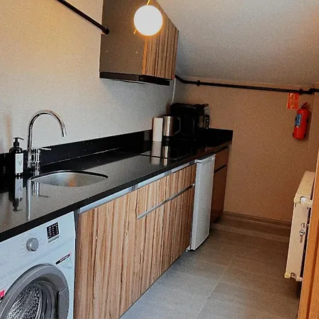Apartamento Private At Beylikduezue Nearly To E5 2 Estambul