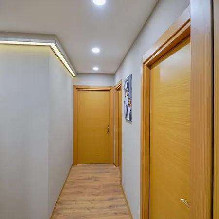 Apartamento Private At Beylikduezue Nearly To E5 2 Estambul